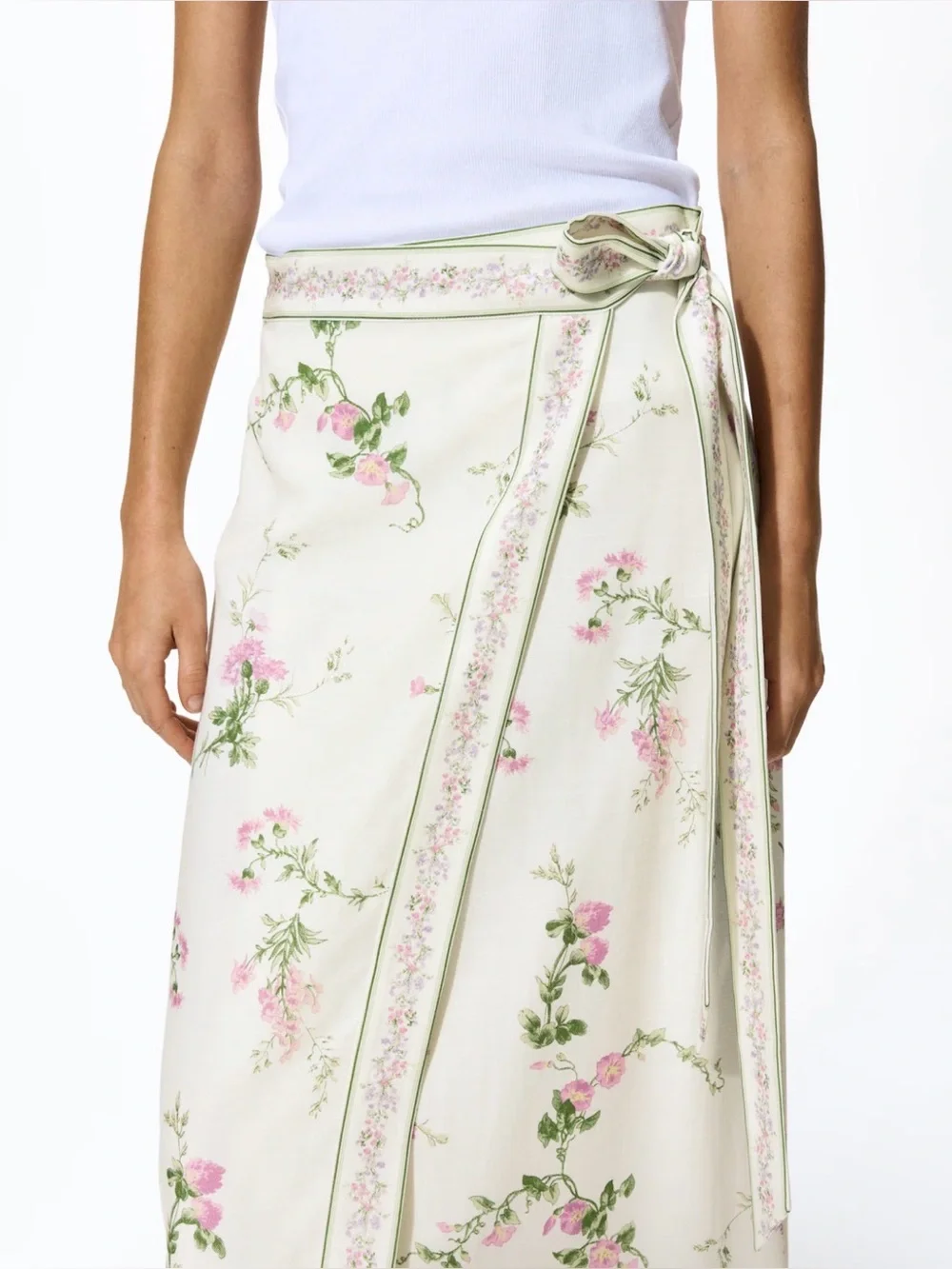 H&M Lyocell-Blend White/Floral Printed Midi Wrap Skirt. Size XS